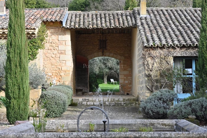 Property located at Villa/Townhouse in Uzès, France