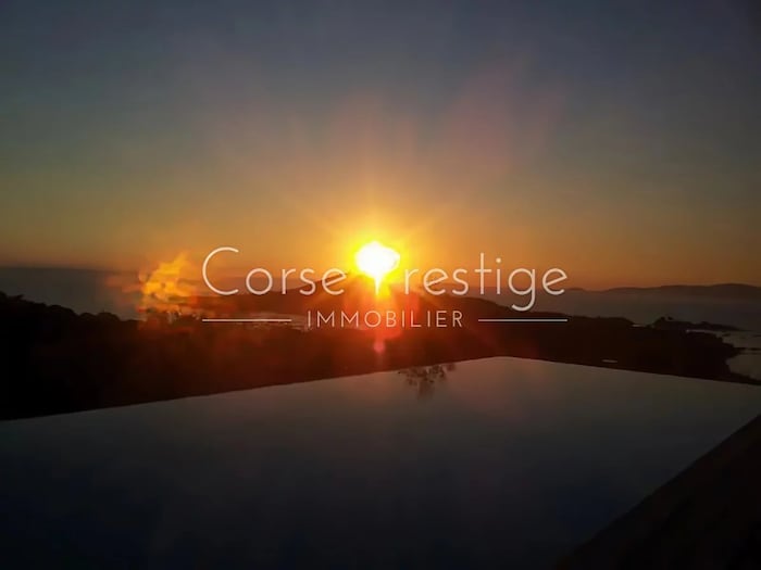 Property located at Villa/Townhouse in Pietrosella, France