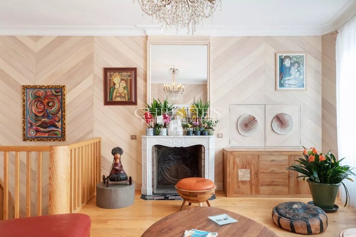 Property located at Villa/Townhouse in La Rochelle, France