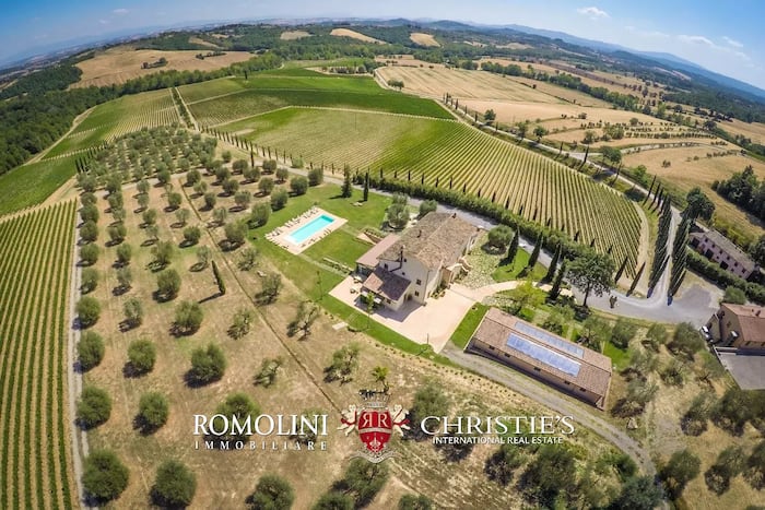 Property located at Vineyard in Siena, Italy