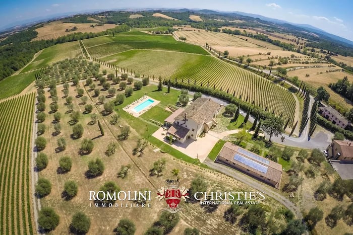Property located at Vineyard in Siena, Italy