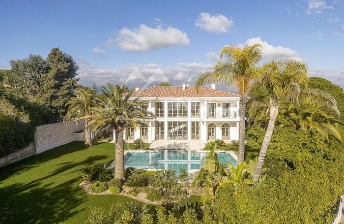 Property located at Villa/Townhouse in Cannes, France