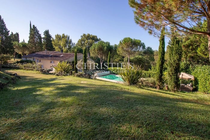 Property located at Villa/Townhouse in Pellegrue, France