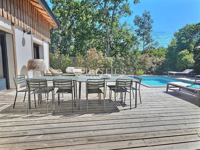 Property located at Villa/Townhouse in Lège-Cap-Ferret, France