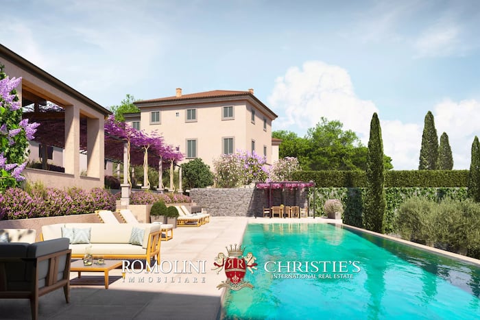 Property located at Villa/Townhouse in Lucca, Italy