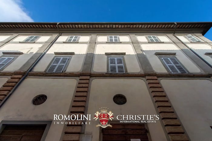 Property located at Apartment/Flat in Città di Castello, Italy