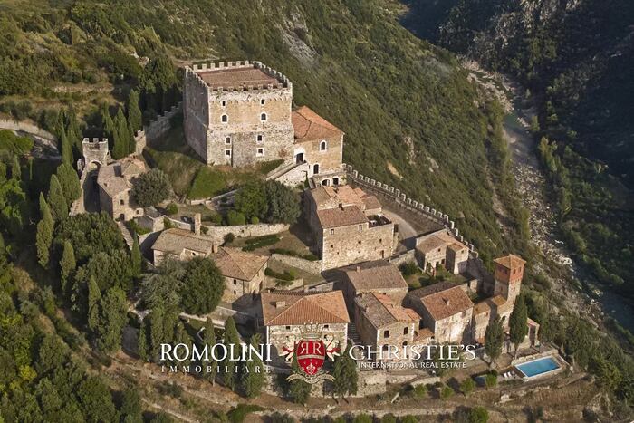 Property located at Chateau in Castiglione d'Orcia, Italy