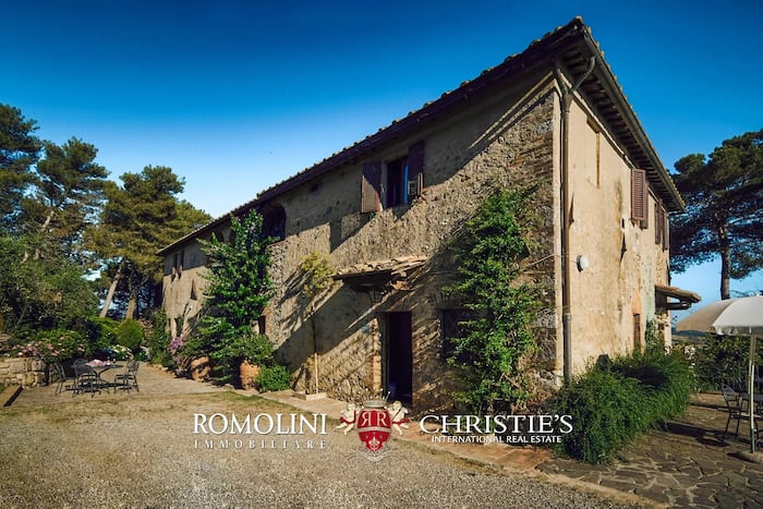 Property located at Vineyard in Siena, Italy