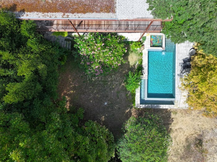 Property located at Villa/Townhouse in Uzès, France