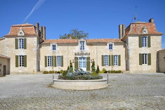Property located at Vineyard in Bergerac, France