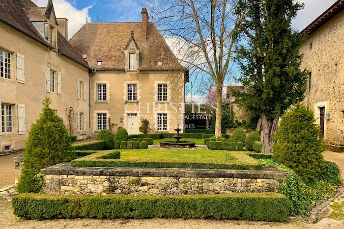 Property located at Chateau in Cherves-Châtelars, France
