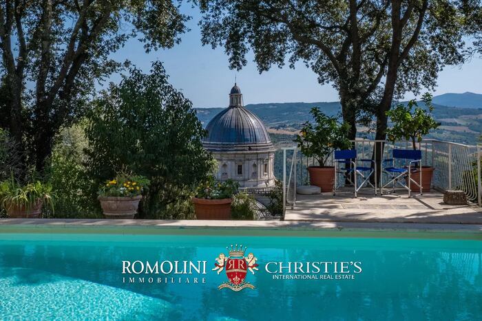 Property located at Villa/Townhouse in Todi, Italy