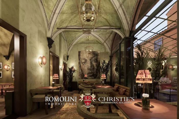 Property located at Villa/Townhouse in Florence, Italy