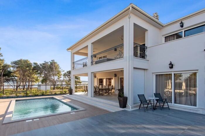 Property located at Villa/Townhouse in Šibenik, Croatia
