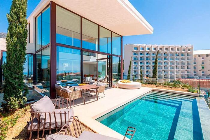 Property located at Villa/Townhouse in Fuengirola, Spain