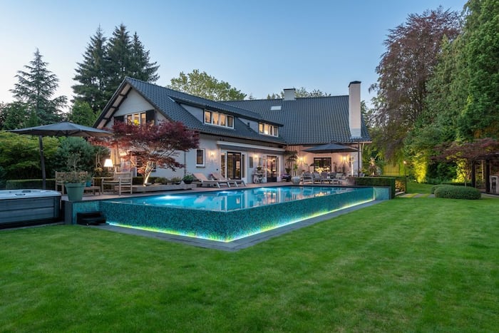 Property located at Villa/Townhouse in Vught, Netherlands