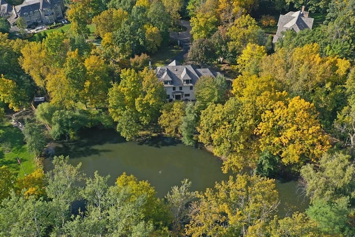 Property located at Single Family Home/House in Lake Forest, IL