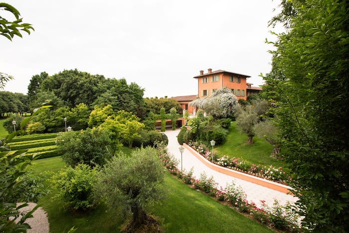 Property located at Villa/Townhouse in Desenzano del Garda, Italy