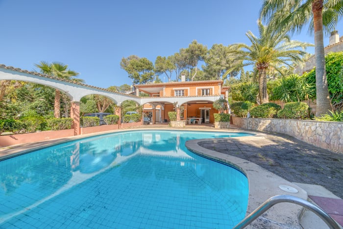 Property located at Single Family Home/House in Santa Ponsa, Spain