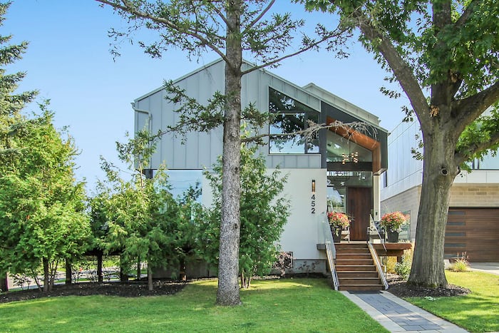 Property located at Single Family Home/House in Ottawa, Canada