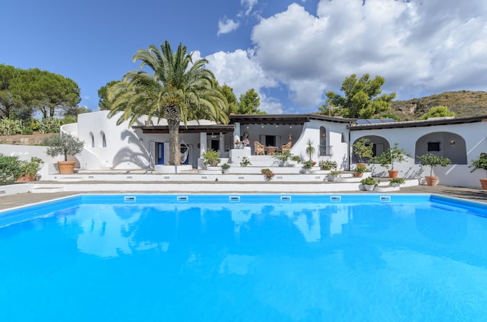 Property located at Villa/Townhouse in Messina, Italy