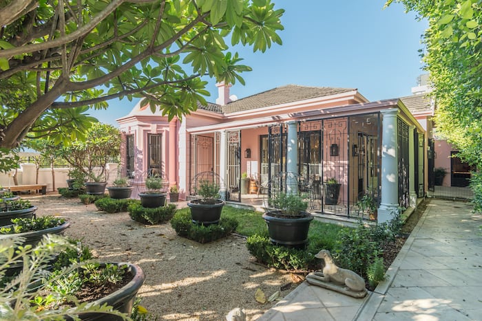 Property located at Single Family Home/House in Cape Town, South Africa