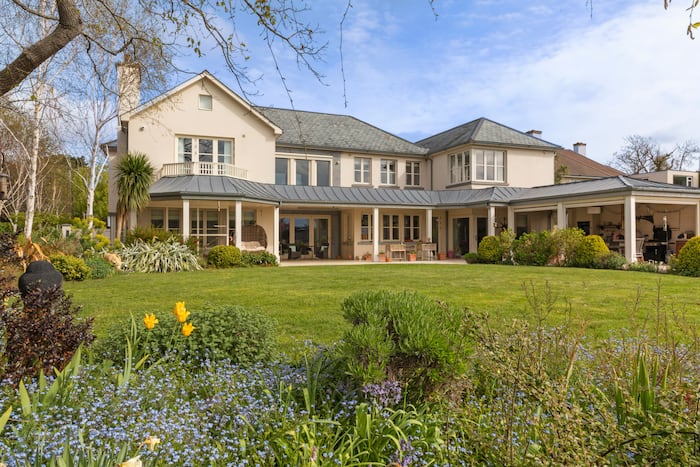 Property located at Single Family Home/House in Dublin, Ireland