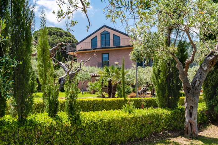 Property located at Villa/Townhouse in Messina, Italy