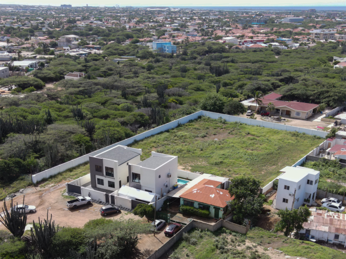 Property located at Land/Lot in , Aruba