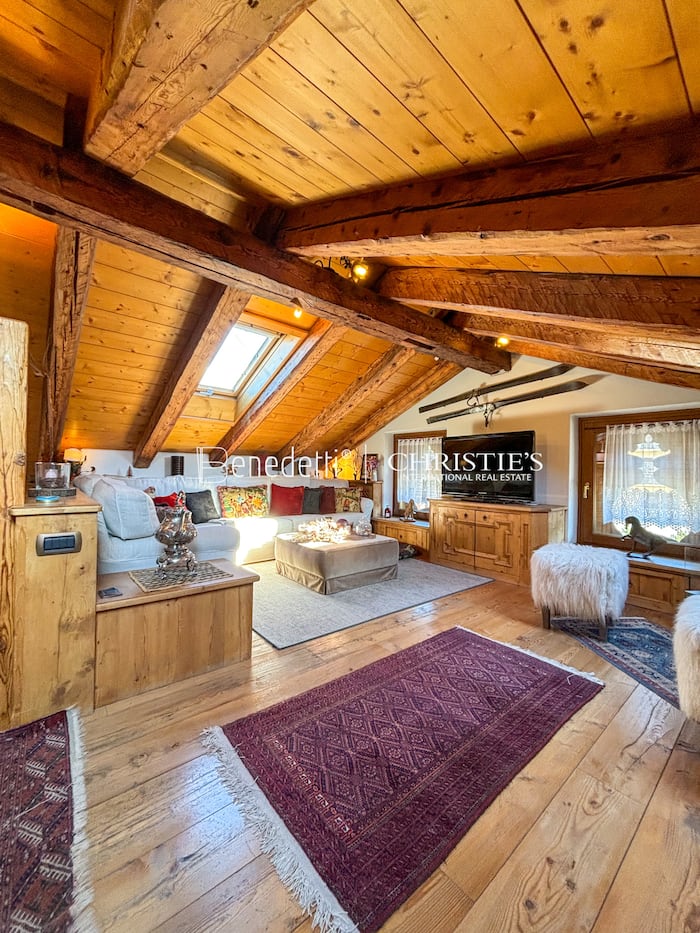 Property located at Apartment/Flat in Cortina D'Ampezzo, Italy