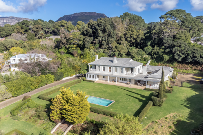 Property located at Single Family Home/House in Cape Town, South Africa