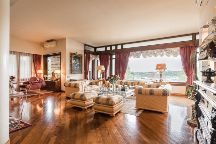 Property located at Villa/Townhouse in Rome, Italy