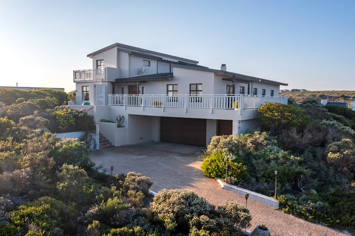 Property located at Single Family Home/House in Cape Town, South Africa