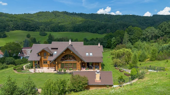 Property located at Chalet in Other Banskobystricky, Slovakia