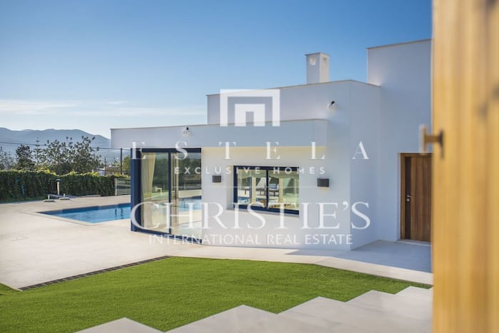 Villa/Townhouse in Santa Eulalia, Spain