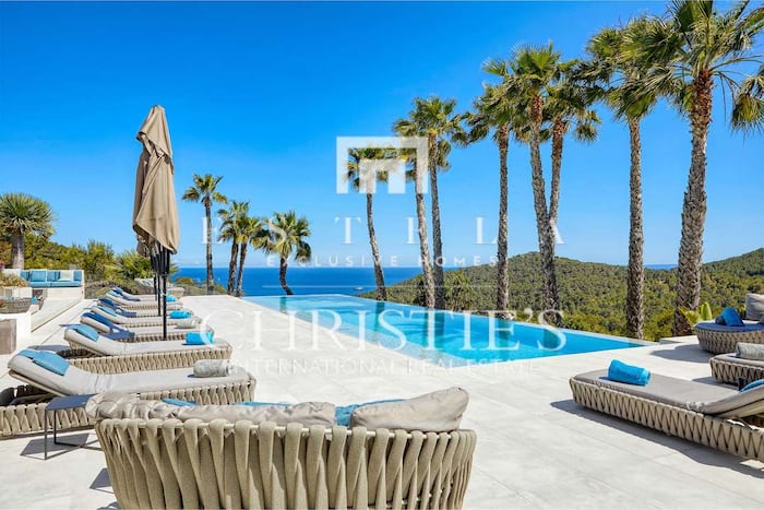 Villa/Townhouse in Santa Eulalia, Spain