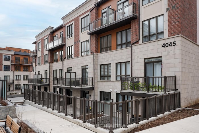 Apartment/Flat in Mississauga, Canada