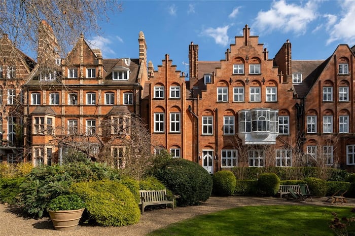 Property located at Single Family Home/House in London, United Kingdom