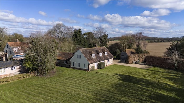 Single Family Home/House in Hampshire, United Kingdom
