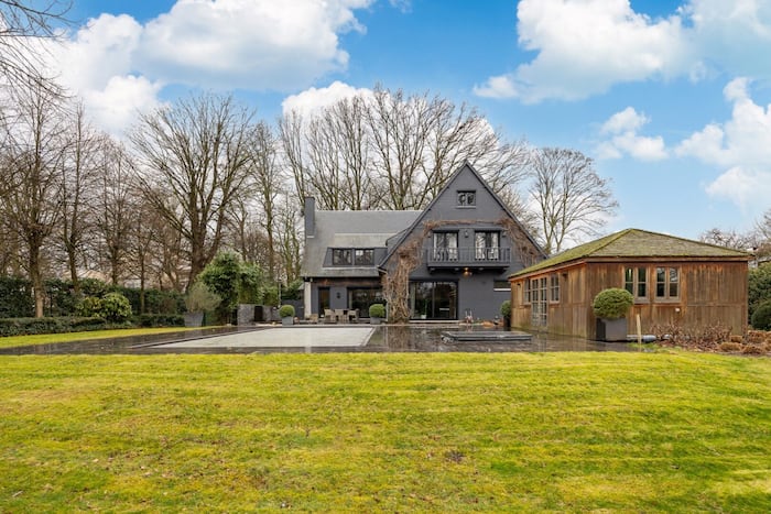 Property located at Villa/Townhouse in Antwerpen, Belgium