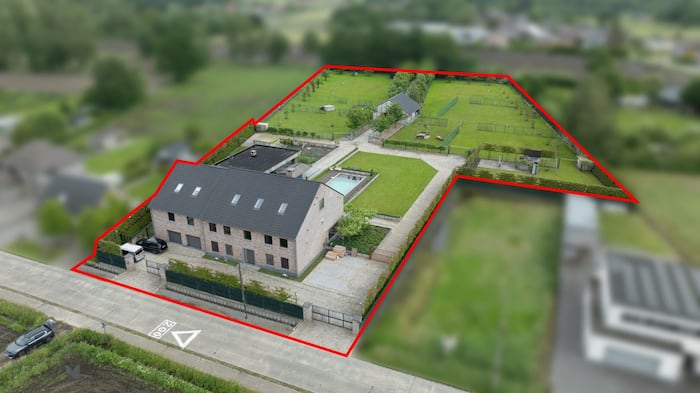 Property located at Villa/Townhouse in Heist-op-den-Berg, Belgium