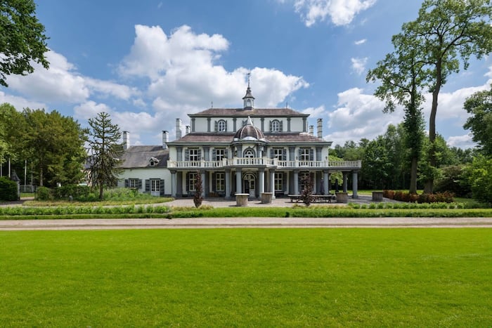 Property located at Villa/Townhouse in Hasselt, Belgium